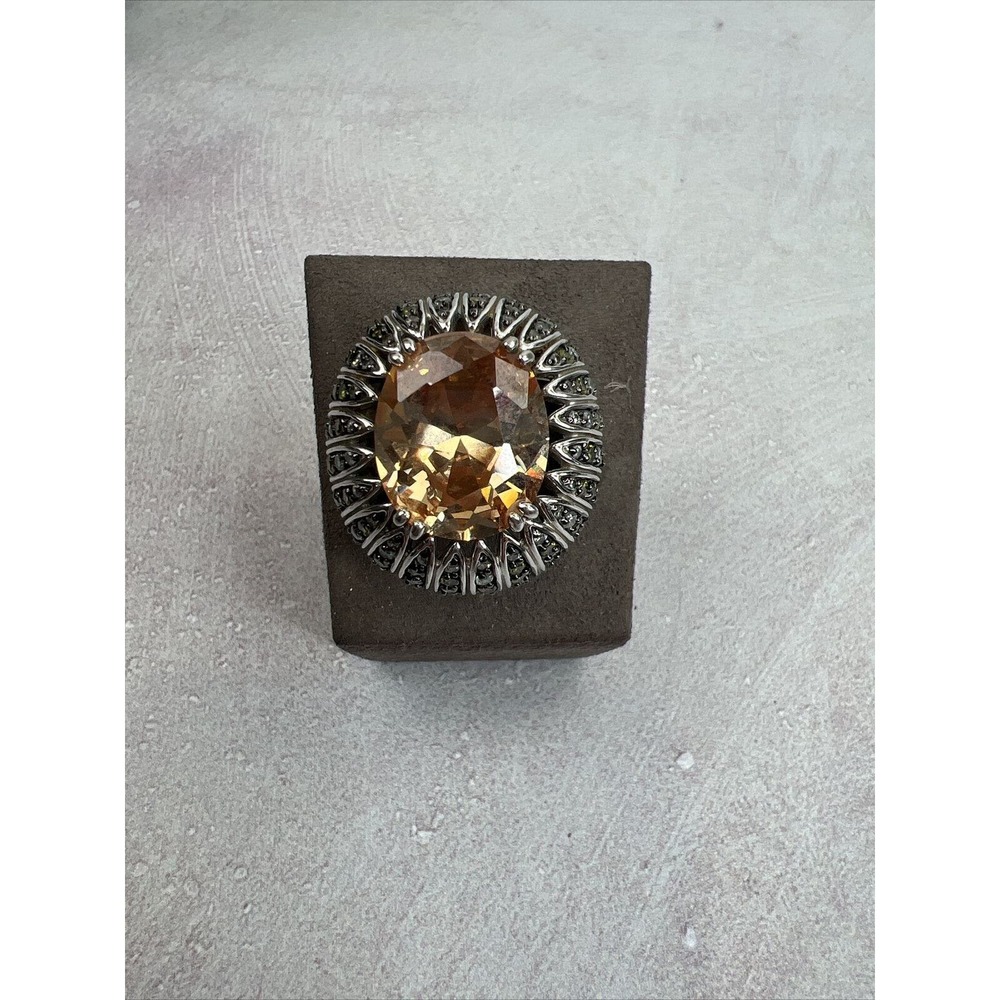 Large Statement Ring Costume Bold Yellow Mob Wife Modern‎